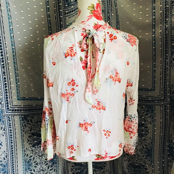 🍀SUPER SALE NWOT BOHO BELL SLEVE BLOUSE TOP - Picture 4 of 5